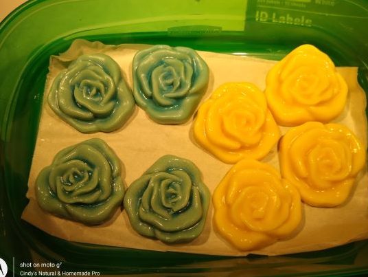 Eco-friendly rose lotion bar