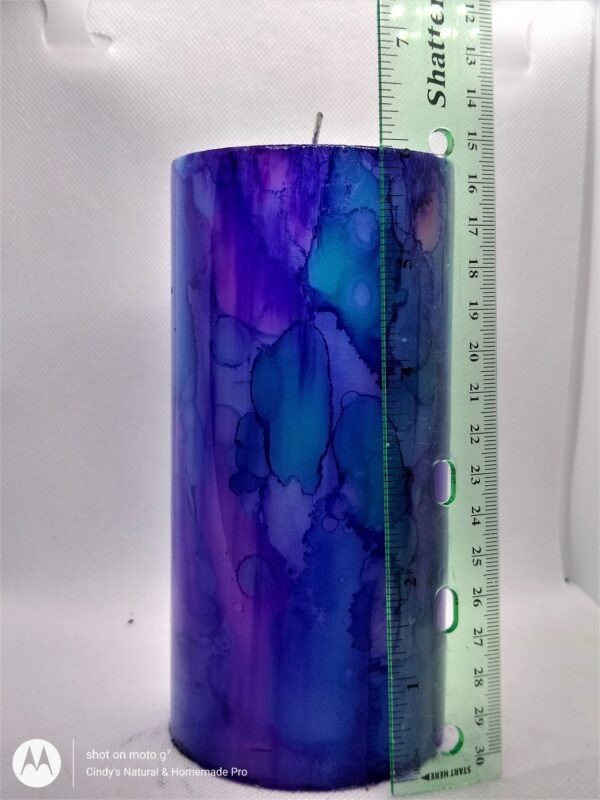 Purple borealis candle - Image 10